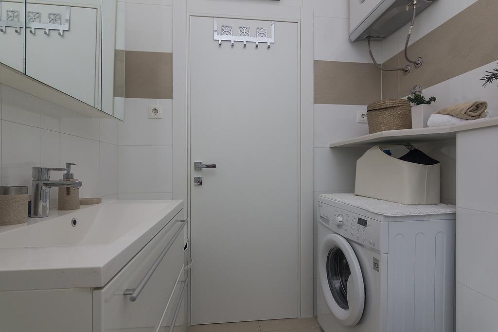 Apartment Karmela Makarska Ngoại thất bức ảnh